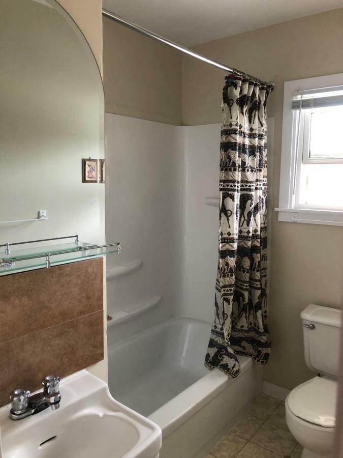 Auberge Restwell Motel Berrys Mills Экстерьер фото