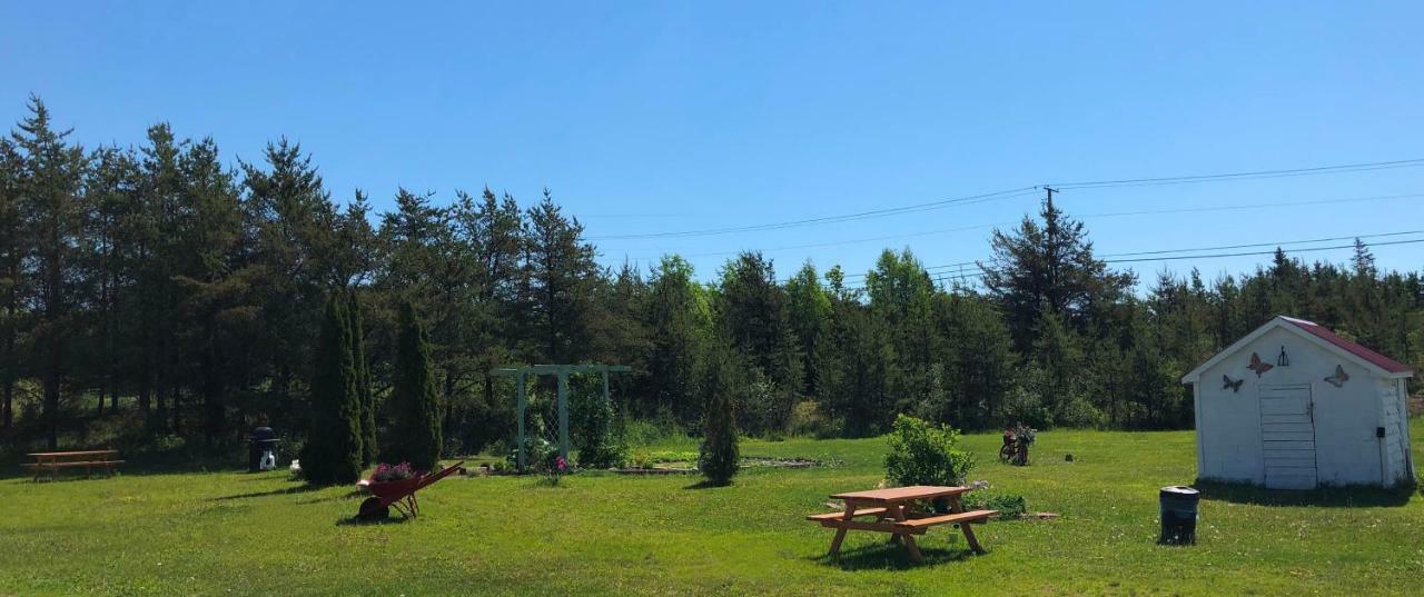 Auberge Restwell Motel Berrys Mills Экстерьер фото